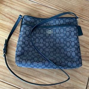 Coach crossbody purse